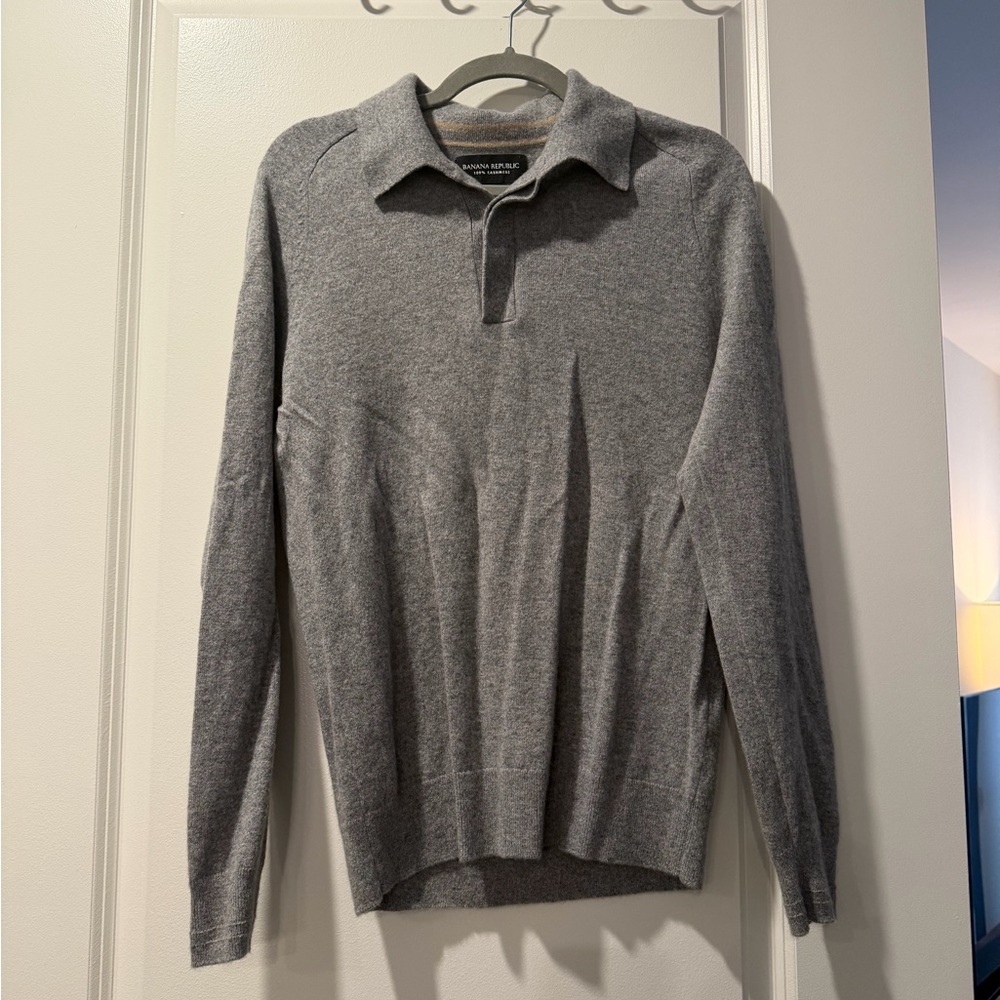 Banana Republic Men's Cashmere Gray Sweater